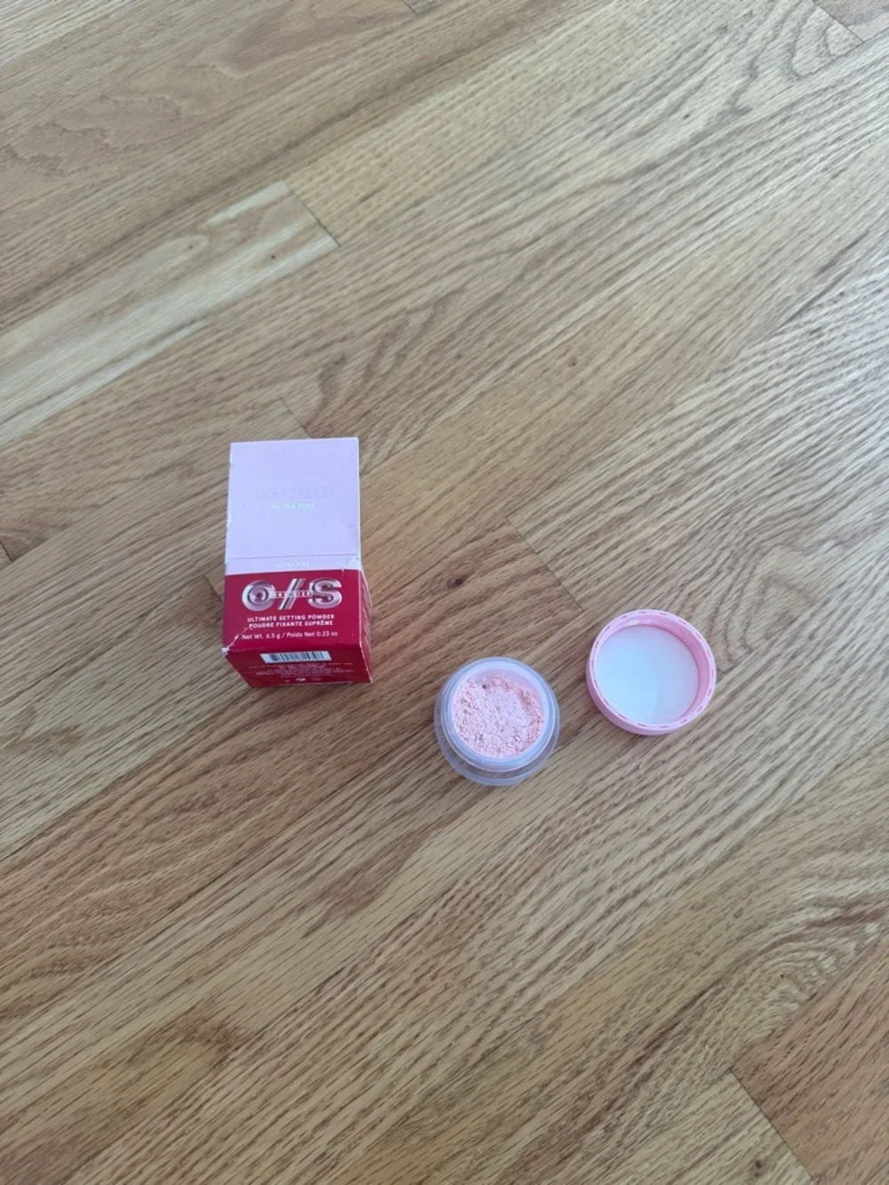 ONE/SIZE by Patrick Starrr  Mini Ultimate Blurring Setting Powder ultra pink